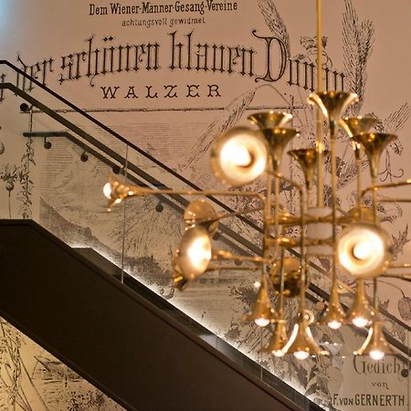 Motel One Wien-Staatsoper Exterior photo